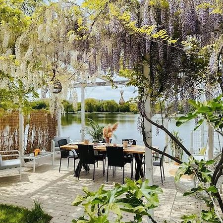Therme - Corbeanca By The Lake Luxury Villa Exteriör bild