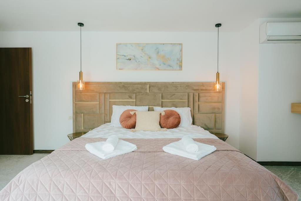 Therme - Corbeanca By The Lake Luxury Villa Exteriör bild