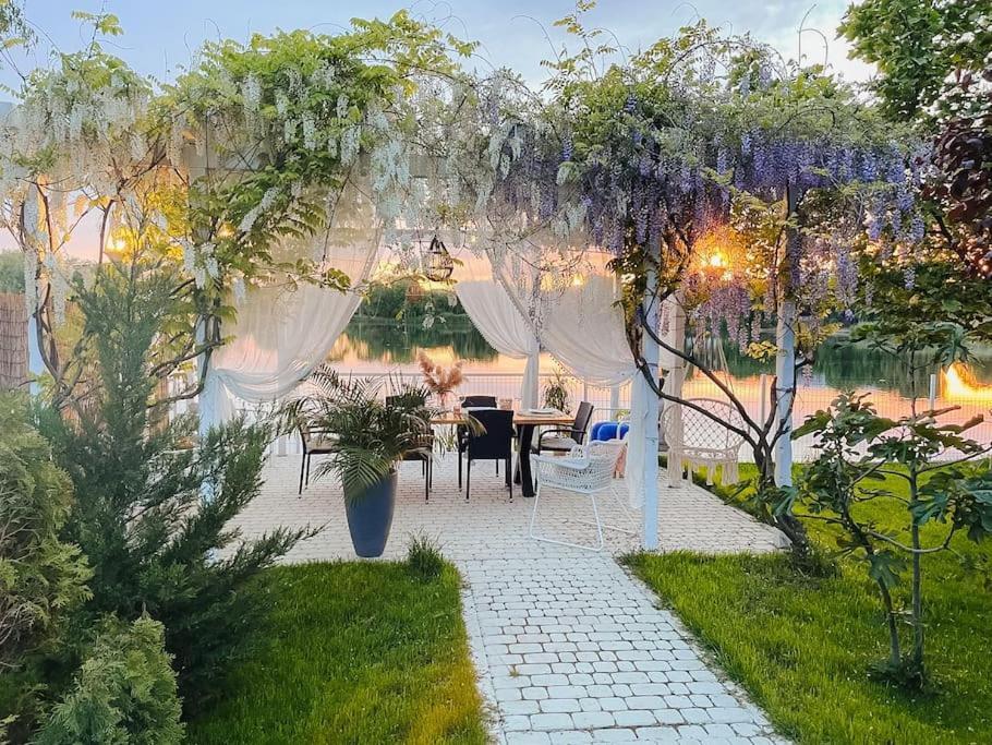 Therme - Corbeanca By The Lake Luxury Villa Exteriör bild