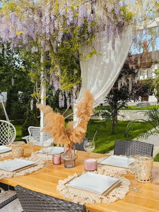 Therme - Corbeanca By The Lake Luxury Villa Exteriör bild