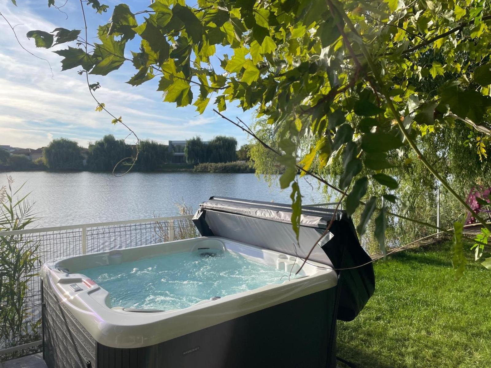 Therme - Corbeanca By The Lake Luxury Villa Exteriör bild